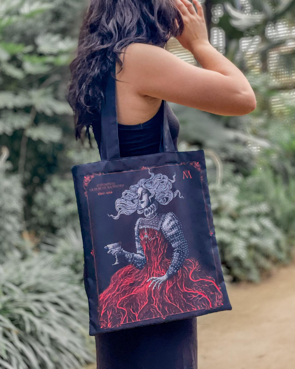 Bolsa Tote Bag - "Erzebeth Bathory" Monstruos Criminales, de Estela Naiad